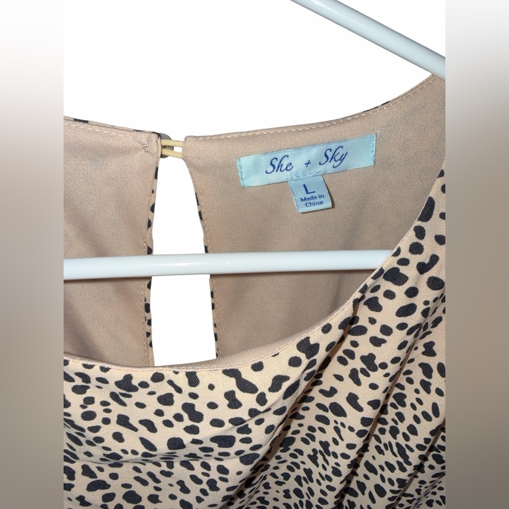 She + Sky Leopard Print Lined Mini Dress With Ruffled Sleeves, Size Large - Picture 3 of 3